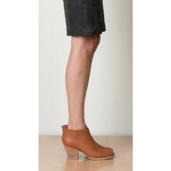 NEW! Rachel Comey Mars Leather Ankle Boots in Whiskey NWT Sz. 9.5 - Picture 2 of 10